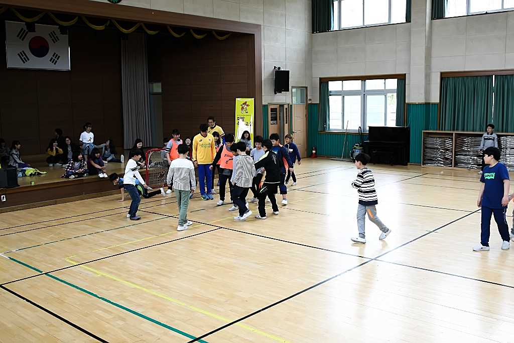 160428 희망축구교실(봉주초등학교)-34.jpg