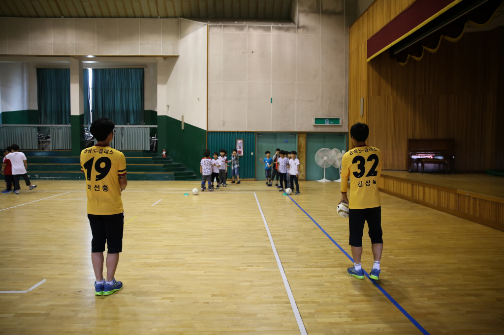 jpg_160526 희망축구교실(염주초등학교)-15.jpg